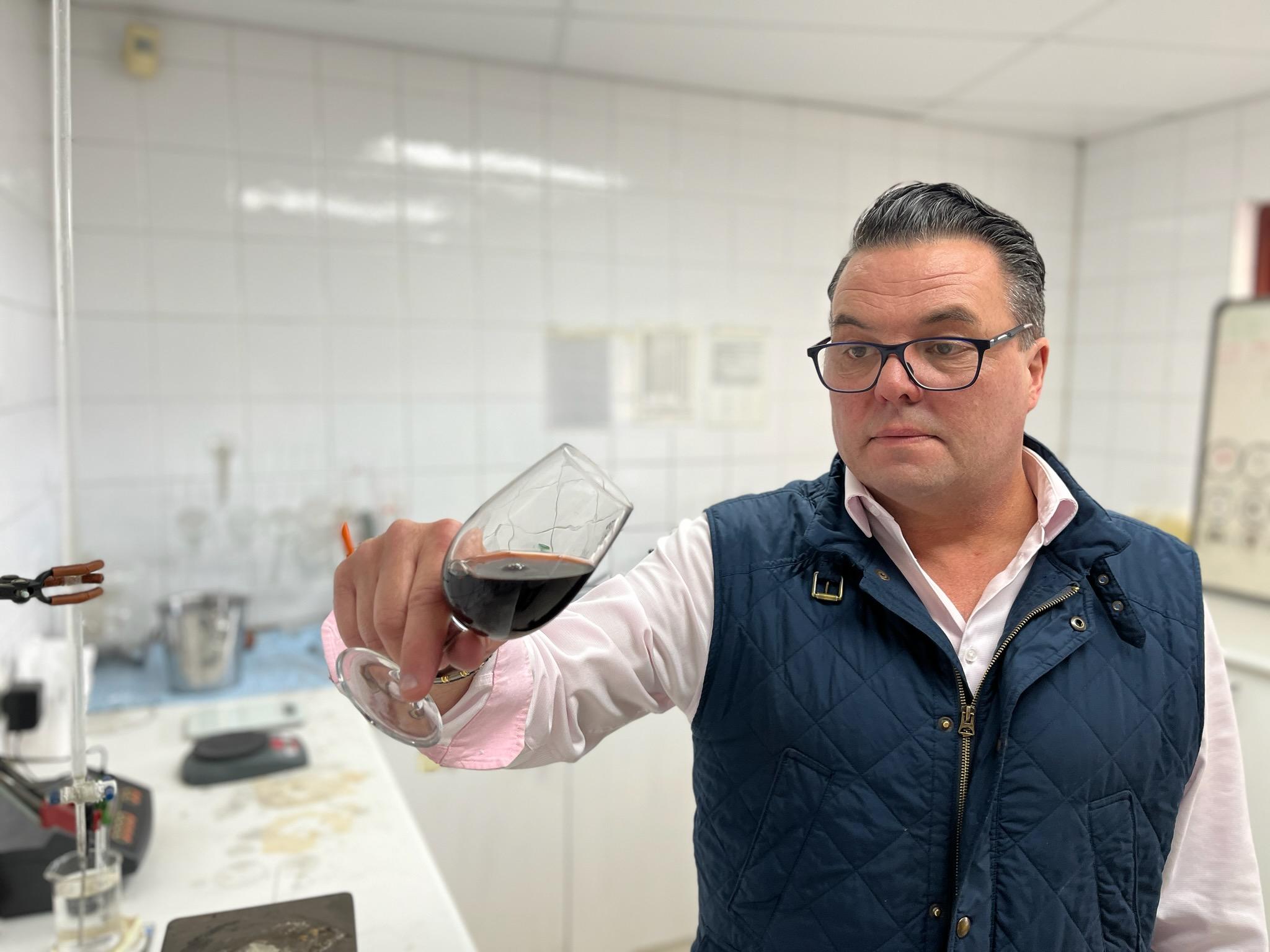 Eddy Rossi, winemaker at SHW